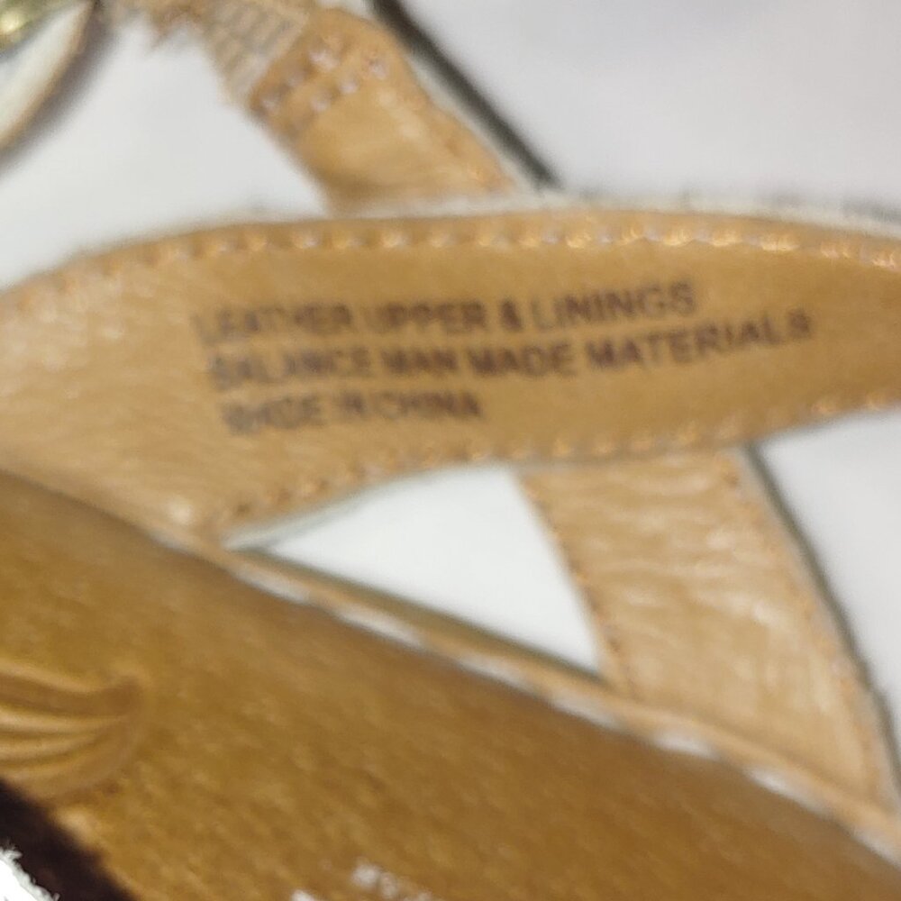 BORN Thong Leather Slingback Strappy Sandals White Size 11 - Picture 4 of 7